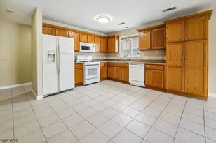 88 Avenue A, Lodi, NJ 07644 - Photo 6
