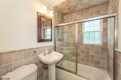 11 Susan Ct, Clifton, NJ 07012 - Photo 14