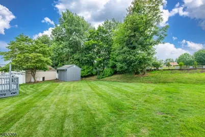 11 Susan Ct, Clifton, NJ 07012 - Photo 22