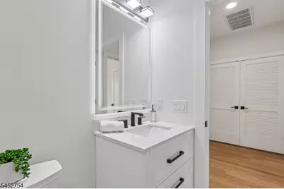 318 Halsey Rd, Parsippany, NJ 07054 - Photo 28