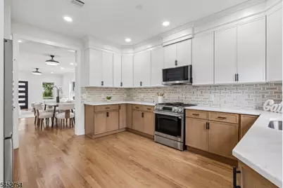 318 Halsey Rd, Parsippany, NJ 07054 - Photo 12