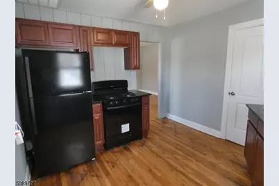 672 Mount Hope Ave #4, Rockaway Township, NJ 07885 - Photo 4