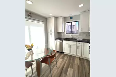 119 Wimbledon Sq, Washington Township, NJ 07840 - Photo 20