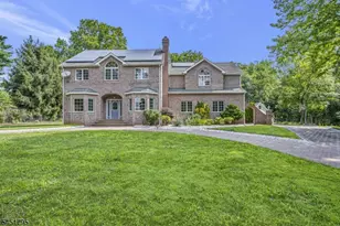 4 Brook St, Green Brook Township, NJ 08812 - Photo 1