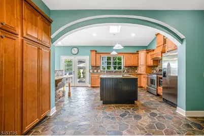 4 Brook St, Green Brook Township, NJ 08812 - Photo 6