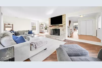 2 Chester Woods Dr, Chester, NJ 07930 - Photo 4