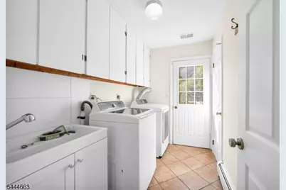 2 Chester Woods Dr, Chester, NJ 07930 - Photo 12