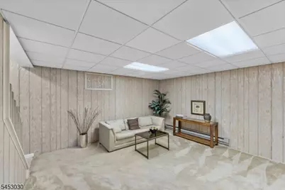 239 Westervelt Ln, Mahwah, NJ 07430 - Photo 36