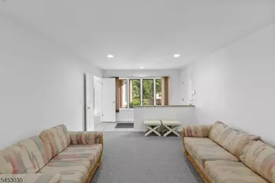 239 Westervelt Ln, Mahwah, NJ 07430 - Photo 20