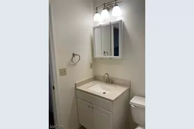 21 Cobb Pl, Morristown, NJ 07960 - Photo 16
