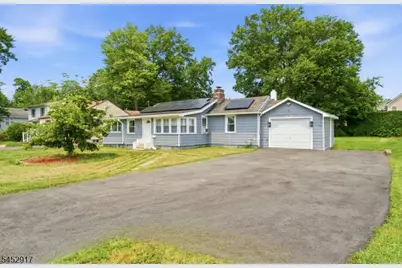 107 Minnehaha Blvd, Parsippany, NJ 07034 - Photo 2