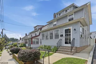 162 Maple St, West Orange Township, NJ 07052 - Photo 2