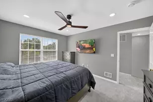 19 Mindy Dr, Franklin Township, NJ 08873 - Photo 16