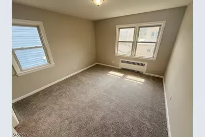 240 Wainwright St, Newark, NJ 07112 - Photo 16