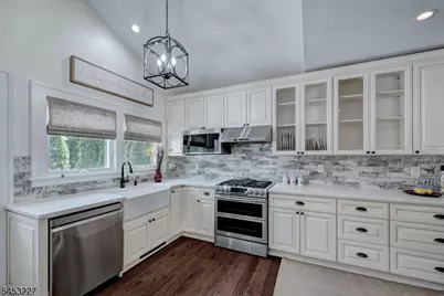 10 Marion Rd, Verona Twp., NJ 07044 - Photo 12