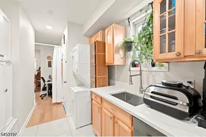 511 Roosevelt St, Roselle Park, NJ 07204 - Photo 18
