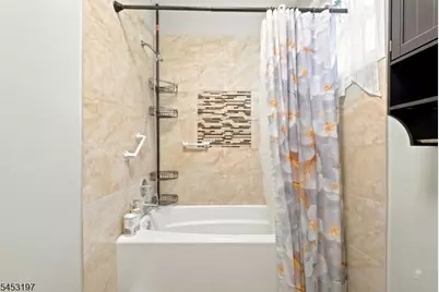 511 Roosevelt St, Roselle Park, NJ 07204 - Photo 24