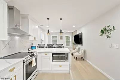 511 Roosevelt St, Roselle Park, NJ 07204 - Photo 4