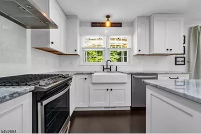 1117 Cambridge Ln, Bridgewater, NJ 08807 - Photo 4