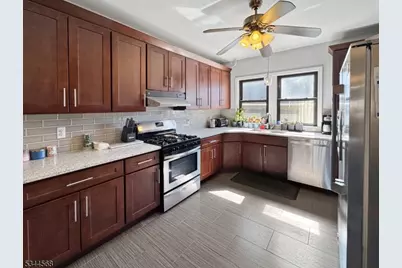 113 Van Winkle Ave #B, Jersey City, NJ 07306 - Photo 8