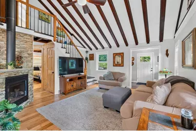 165 New Jersey Ave, Jefferson Township, NJ 07849 - Photo 6