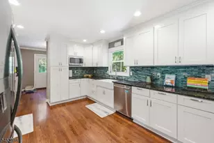 1120 N Washington Ave, Green Brook Township, NJ 08812 - Photo 6