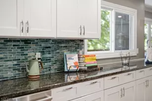 1120 N Washington Ave, Green Brook Township, NJ 08812 - Photo 8