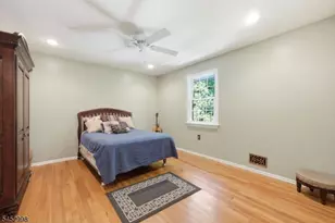 1120 N Washington Ave, Green Brook Township, NJ 08812 - Photo 22