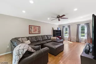 1120 N Washington Ave, Green Brook Township, NJ 08812 - Photo 16