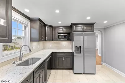 86 Forest St #2, North Arlington, NJ 07031 - Photo 4