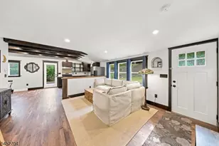 34 Hillside Dr, Wantage, NJ 07461 - Photo 2