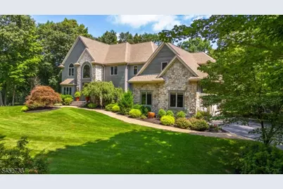 2 Goldfinch Run, Kinnelon, NJ 07405 - Photo 2