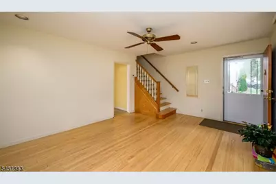110 Amherst Ave, Woodbridge Township, NJ 07067 - Photo 14