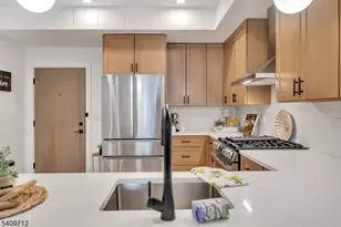 20 Encampment Ct104, Montville Township, NJ 07045 - Photo 4