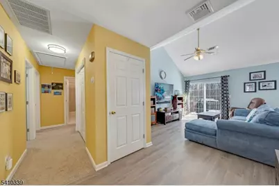 5656 Berkshire Valley Rd, Jefferson Township, NJ 07438 - Photo 6