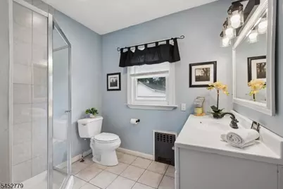 7 Morris Plains Ave, Morris Plains, NJ 07950 - Photo 14