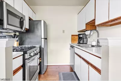 303 Tavistock, Cherry Hill Twp., NJ 08034 - Photo 8