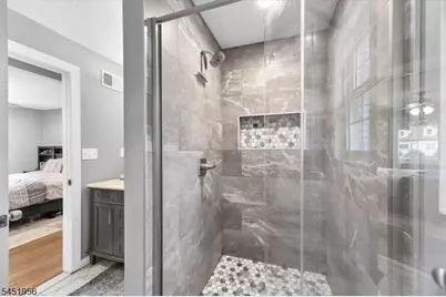 42 Wells Ct, Bloomfield, NJ 07003 - Photo 18
