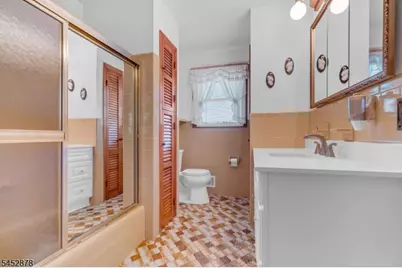 46 Camden Rd, Hillsborough Township, NJ 08844 - Photo 32