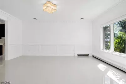 12 Byron Ct, Parsippany, NJ 07054 - Photo 22