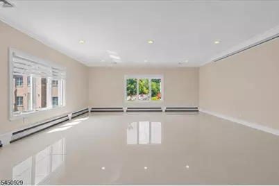 12 Byron Ct, Parsippany, NJ 07054 - Photo 20