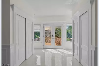 12 Byron Ct, Parsippany, NJ 07054 - Photo 28