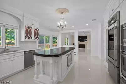 12 Byron Ct, Parsippany, NJ 07054 - Photo 6