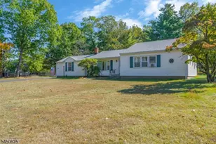 450 Van Holten Rd, Bridgewater, NJ 08807 - Photo 2