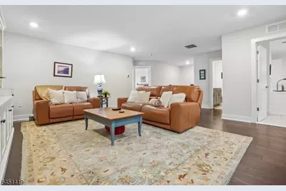 22 Kelsch Dr, Morris Plains, NJ 07950 - Photo 20