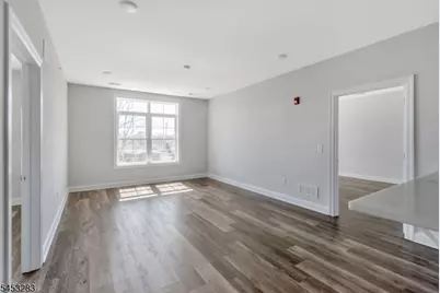 310 Centennial Ave #107, Cranford Township, NJ 07016 - Photo 4
