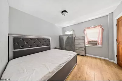 212 Port Ave, Elizabeth, NJ 07206 - Photo 12