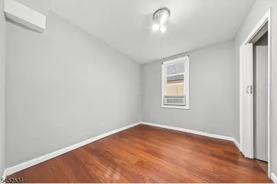 212 Port Ave, Elizabeth, NJ 07206 - Photo 8