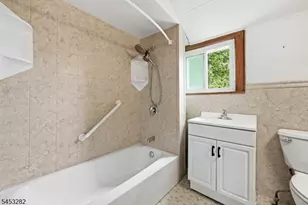 624 Britton St, Elizabeth, NJ 07202 - Photo 16