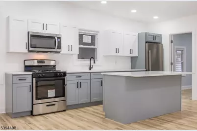 168 N Main St, Paterson, NJ 07522 - Photo 8